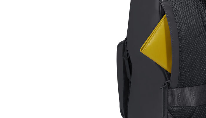 Skjult lomme på baksiden