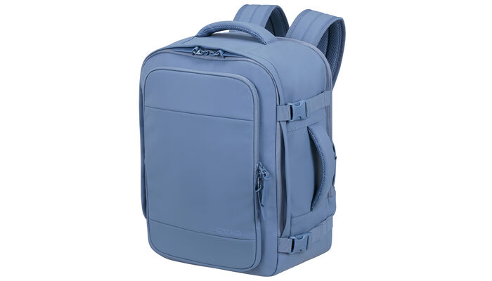 Oppfyller kravene til størrelse for gratis håndbagasje om bord hos Ryanair og Wizz Air