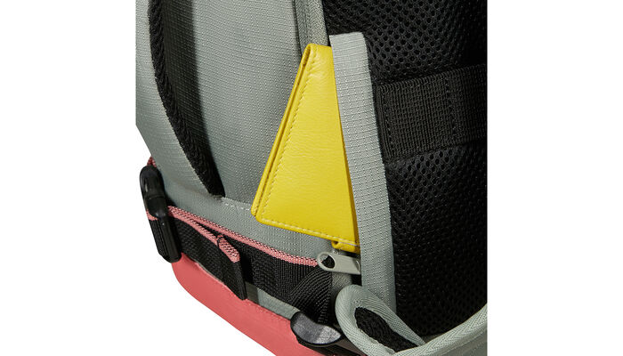 Skjult lomme på baksiden