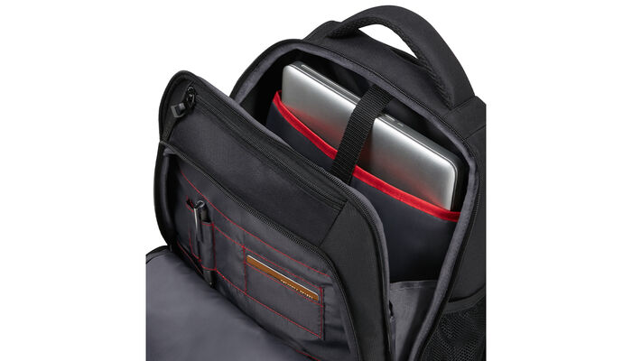 15,6" laptoplomme
