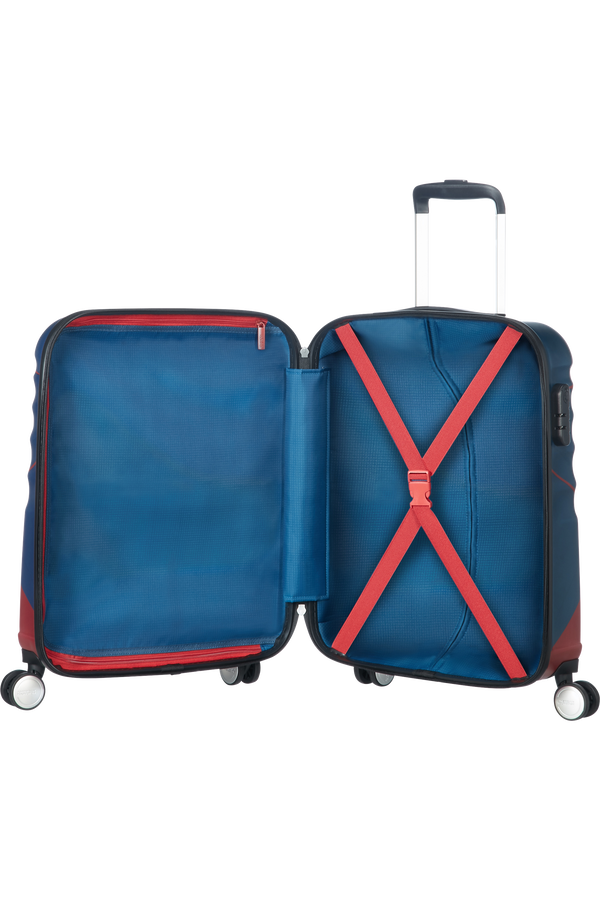 American Tourister Wavebreaker Disney Spinner 55cm  Captain America Close-Up