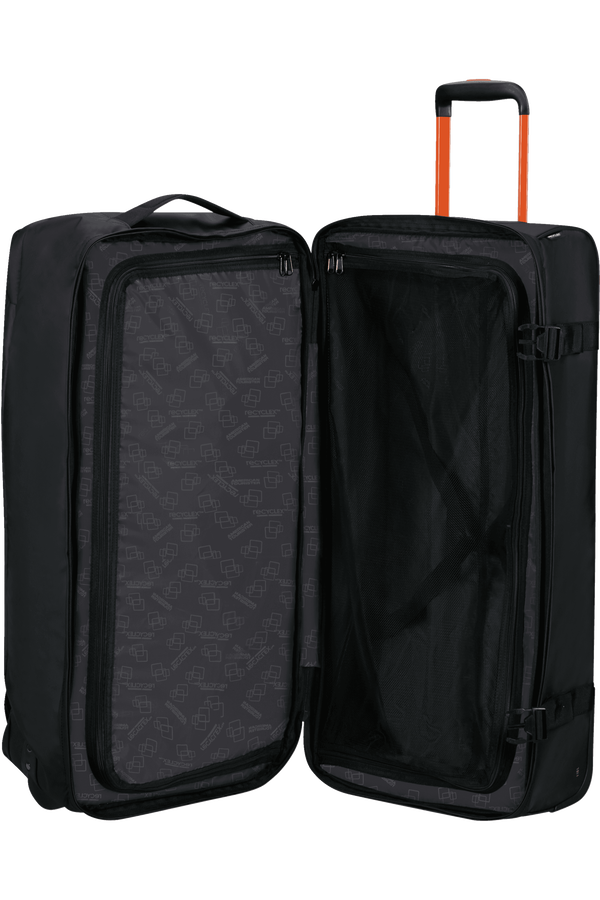 American Tourister Urban Track Duffle with wheels Lmtd L  Svart/Oransje American Tourister Urban Track Duffle with wheels Lmtd L  Svart/Oransje
