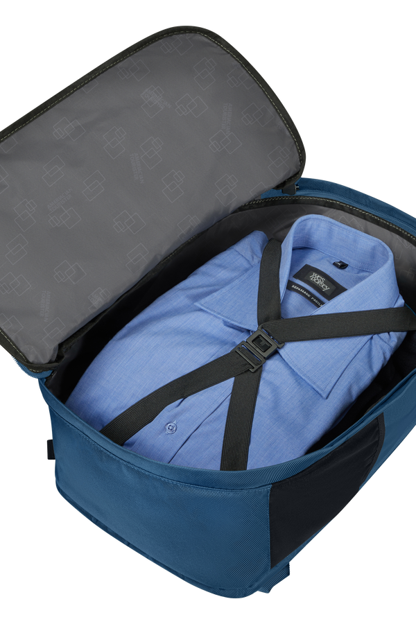 American Tourister Urban Track Cabin Backpack  Marinebl&aring;