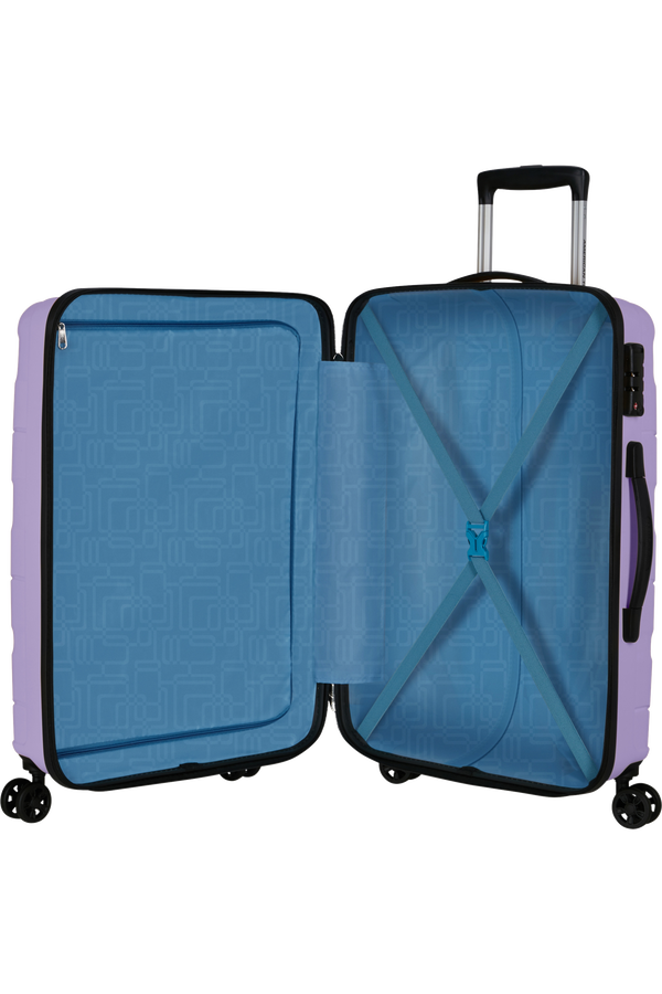 Jetdriver 3.0 67cm Koffert med 4 hjul | American Tourister Jetdriver 3.0 Spinner 67/24 TSA 67cm  Icy Lilac
