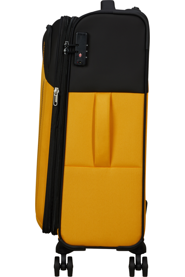 American Tourister Daring Dash Spinner Expandable TSA M  Black/Yellow American Tourister Daring Dash Spinner Expandable TSA M  Black/Yellow