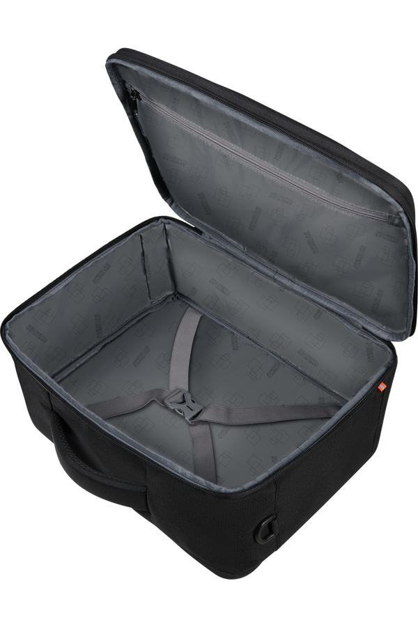 American Tourister At Work Nxt 3-Way Boarding Bag  Svart