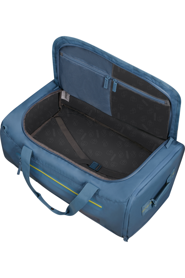 American Tourister Trailgo Duffle M  Coronet Blue American Tourister Trailgo Duffle M  Coronet Blue