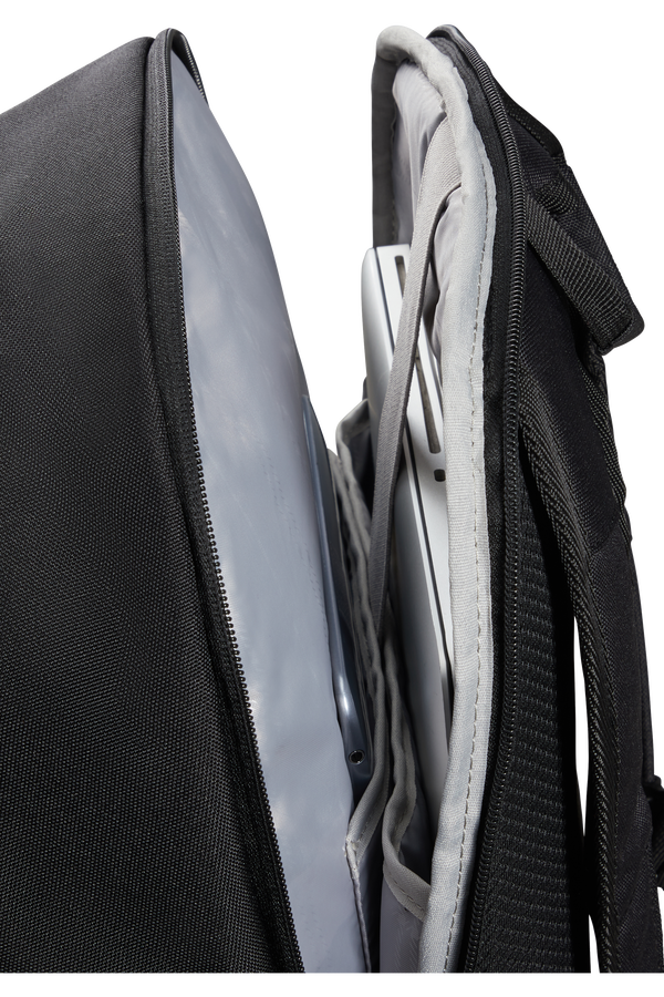 American Tourister Upbeat Lapt Backpack Zip 15.6' L  Black