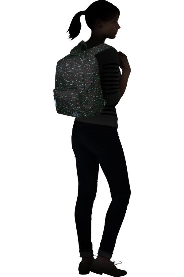 American Tourister Urban Groove Ug Lifestyle Bp 1  Glitch