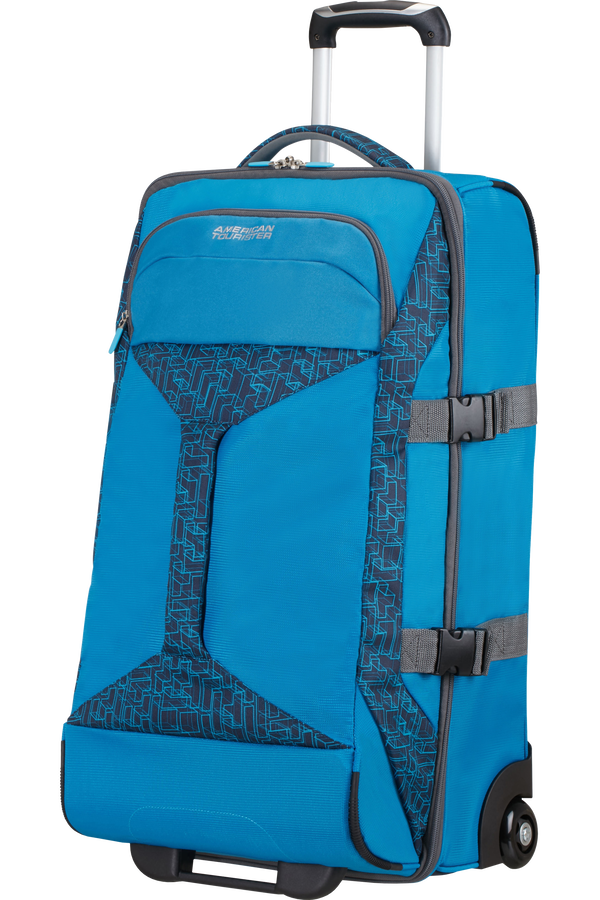 American Tourister Road Quest Duffle with Wheels M Bluestar Print